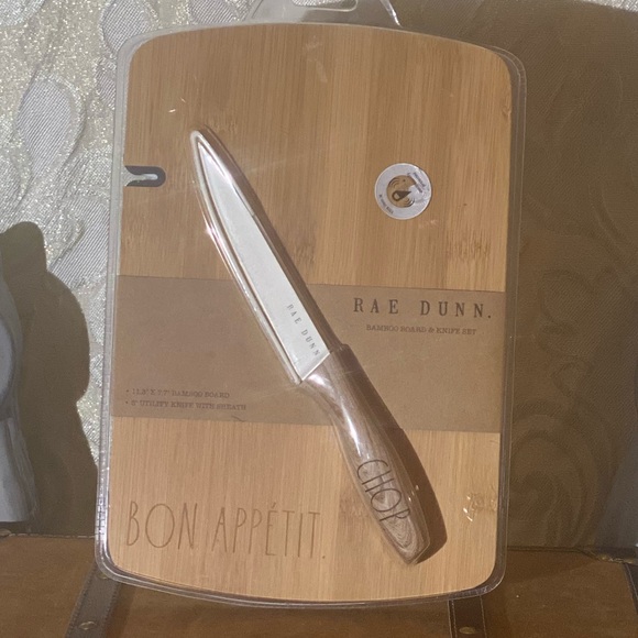⚡️Rae Dunn Cutlery Set & Bamboo Cutting Board - Picture 3 of 4